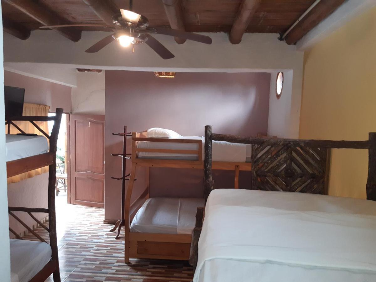 Weekendhostal Montañita Eksteriør bilde
